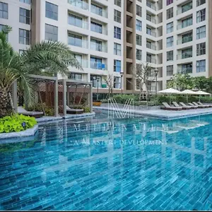 Genius Millennium Free Pool Apartment